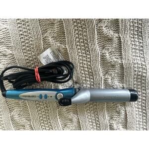 Jilbere de Paris Nano Silver Ceramic Curling Iron.